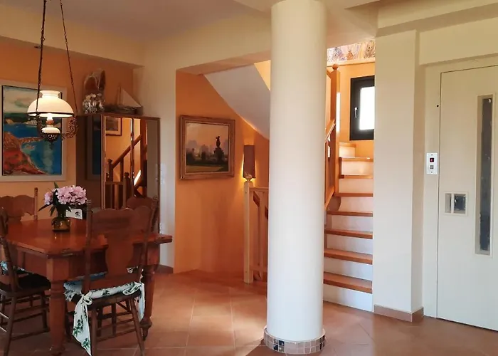 Alekos Houses-mitis * Lépedha